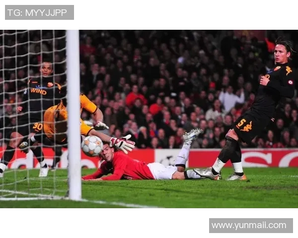 今日阿森纳迎战曼联期待精彩对决球迷热情高涨共襄盛举 今日阿森纳迎战曼联期待精彩对决球迷热情高涨共襄盛举